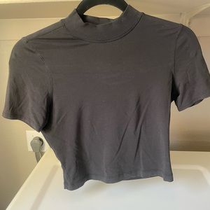 Lululemon Kitsilano mock neck tee